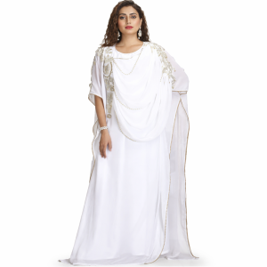 Caftan Blanc Élégant Brodé – Robe Longue de Cérémonie