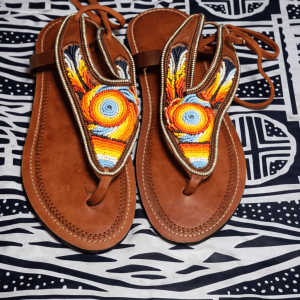 Sandales en Cuir Perlées – Style Bohème Chic