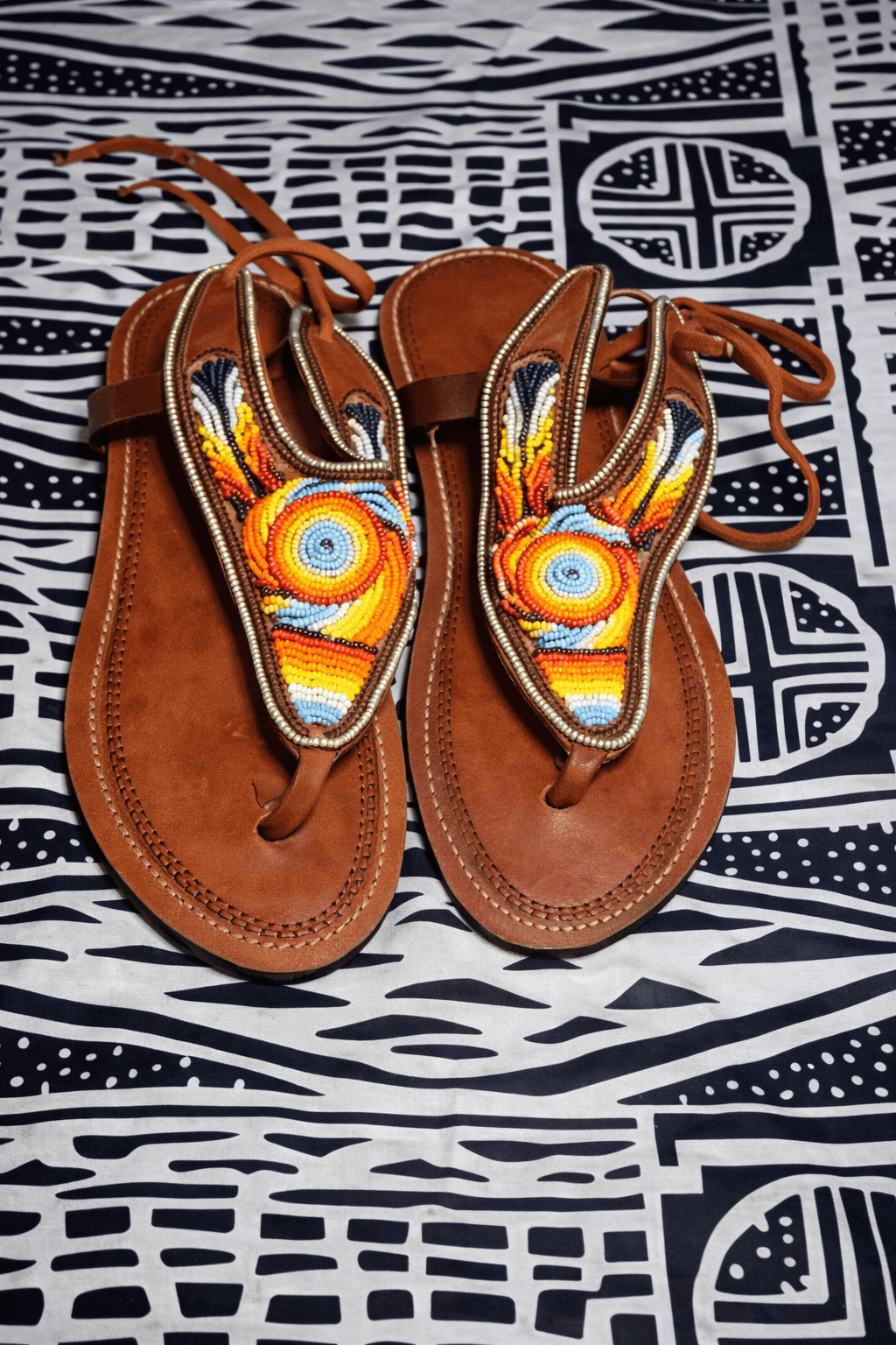 Sandales en Cuir Perlées – Style Bohème Chic