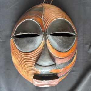 Masque Africain Traditionnel Sculpté – Décoration Murale Artisanale